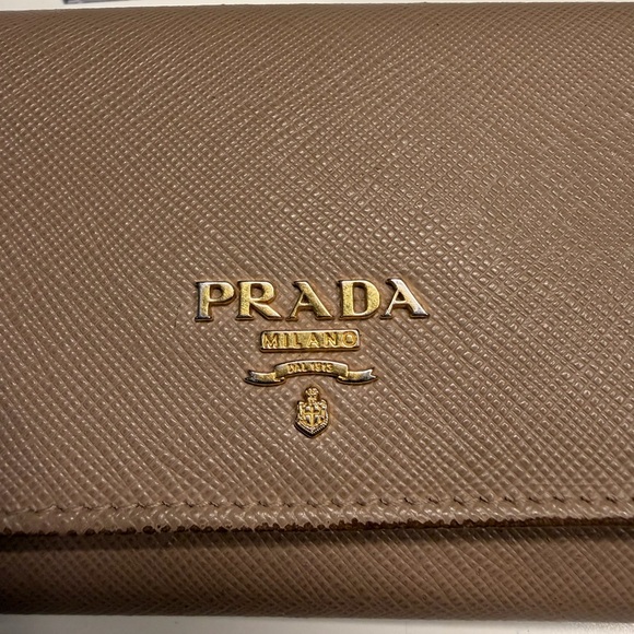 Prada Blush and Pink Saffiano Wallet - Picture 7 of 12